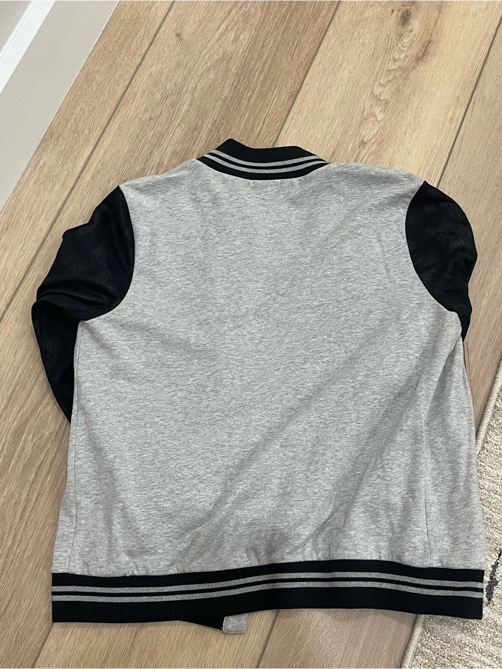 Splendid Gray and Black Bomber Jacket - Picture 4 of 4